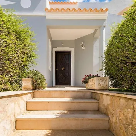 Vivenda Silva Villa *