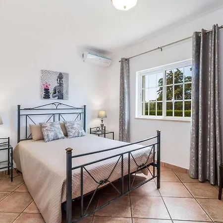 Vivenda Silva Villa *